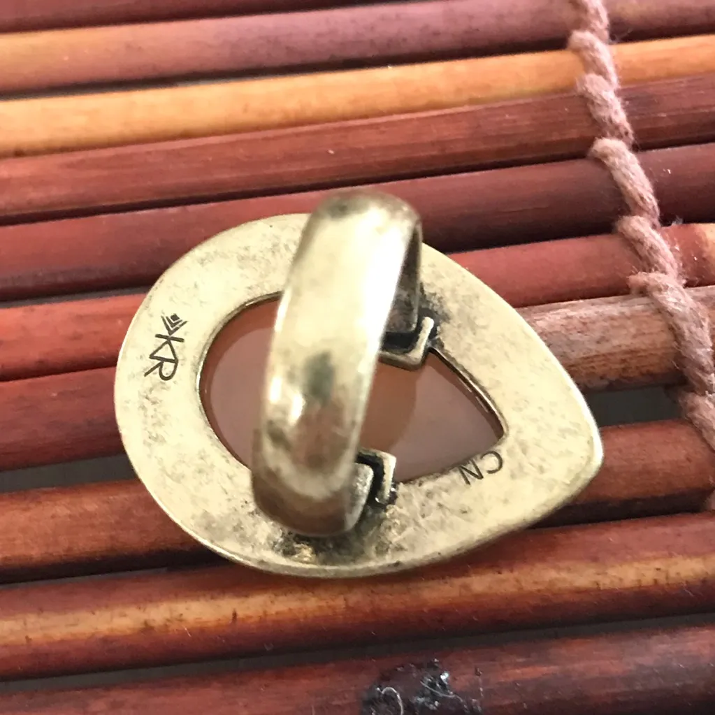 Silpada KR Collection Fleur De Lis Brass & Resin Ring Size 7 - Image 6