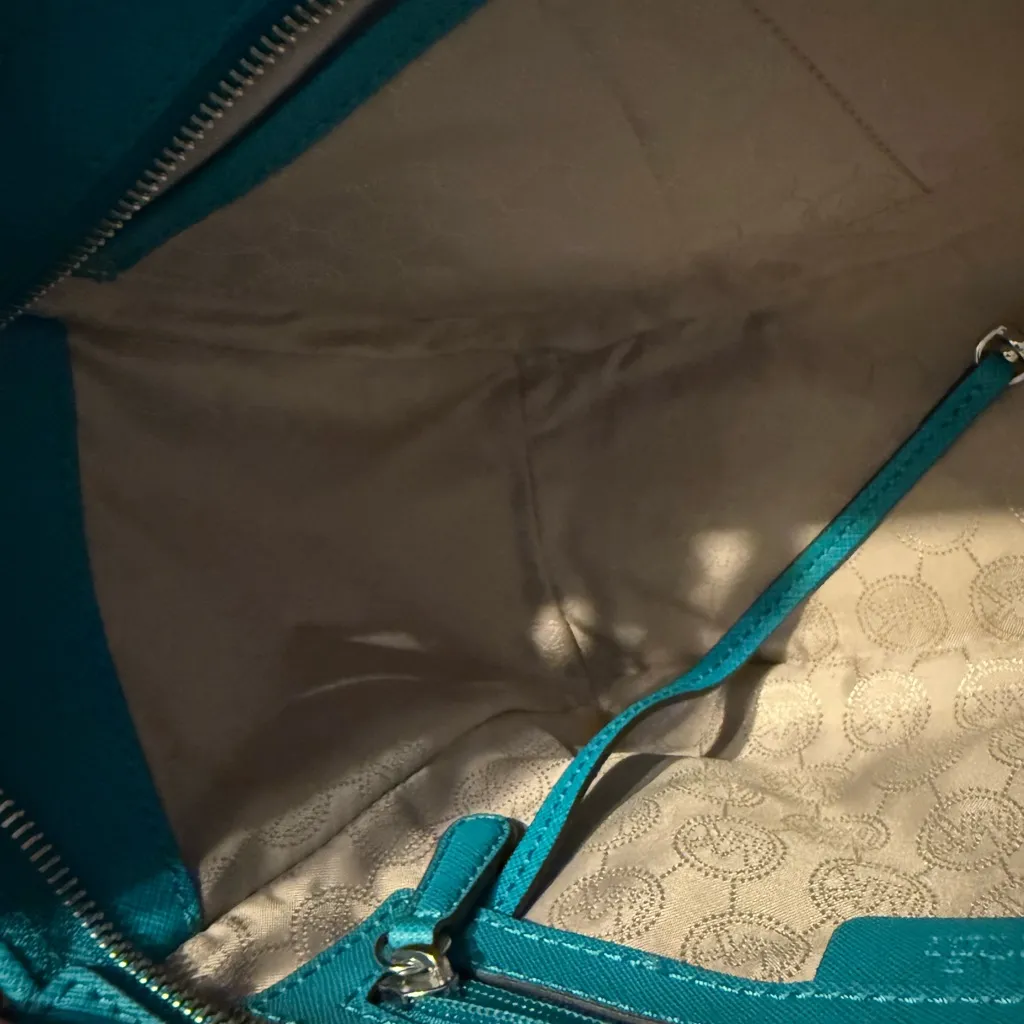 Michael Kors SELMA MD TZ Satchel Aquamarine Saffiano Leather - Image 12