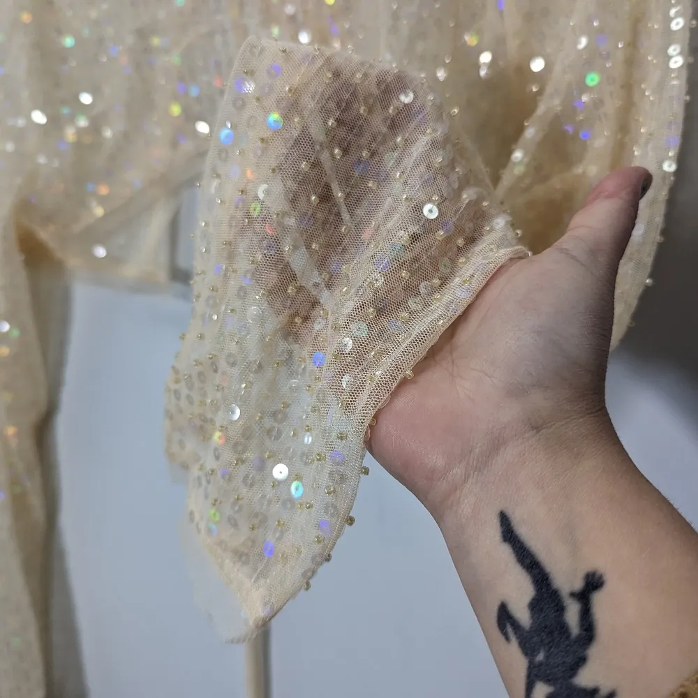 ZARA BEADED SEQUIN CROP TOP size Small - Image 8