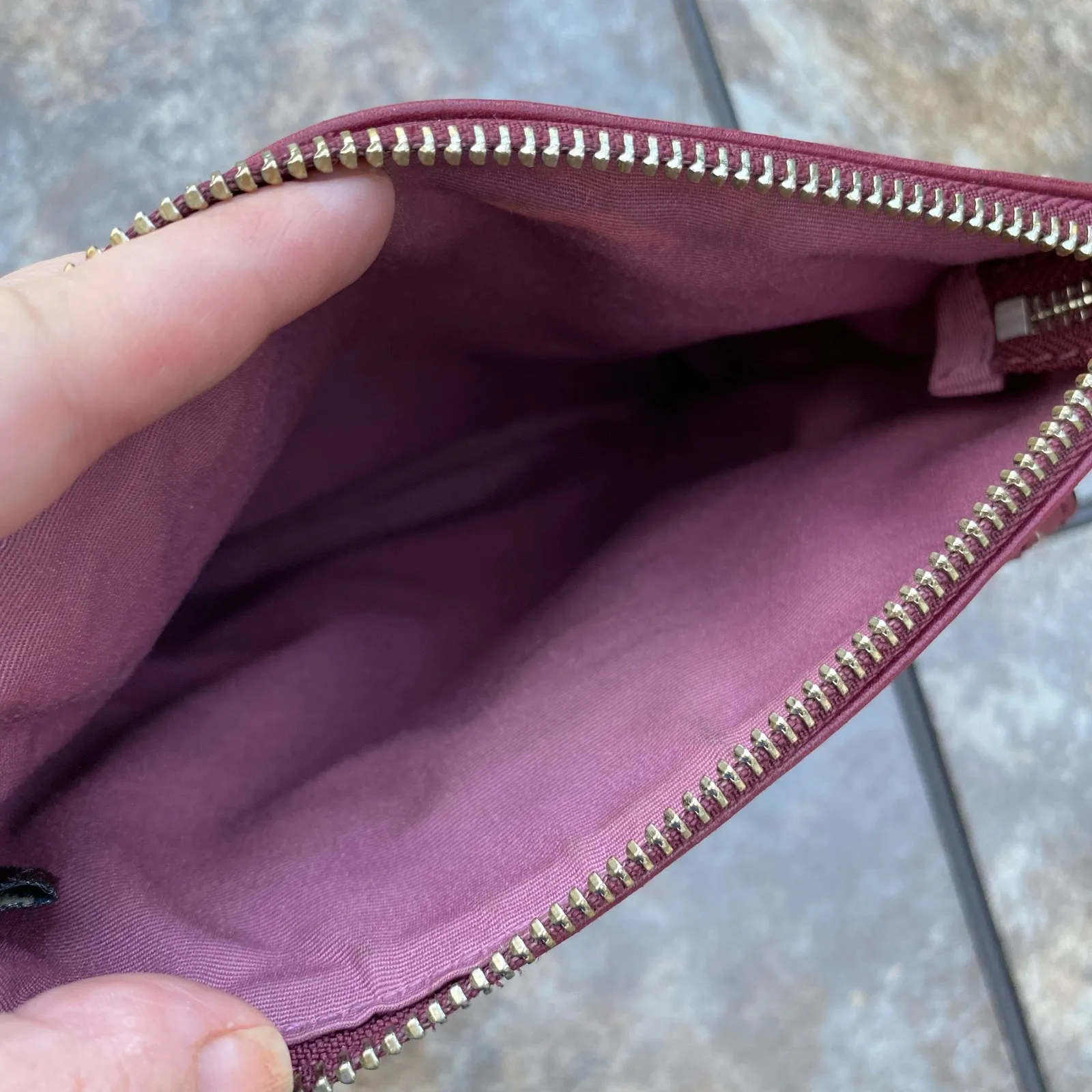 COACH Vintage Red Leather Swing Pack Crossbody Bag - Image 8