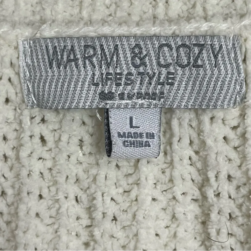 Women’s Warm & Cozy Lifestyle Sweater Soft Lightweight Chunky Size Large V Neck‎ White - Image 3