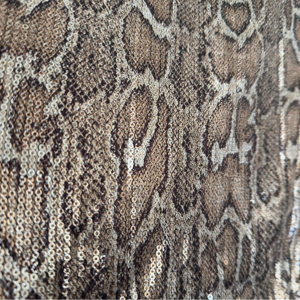 NWT Zara sequin python print skirt - Image 8