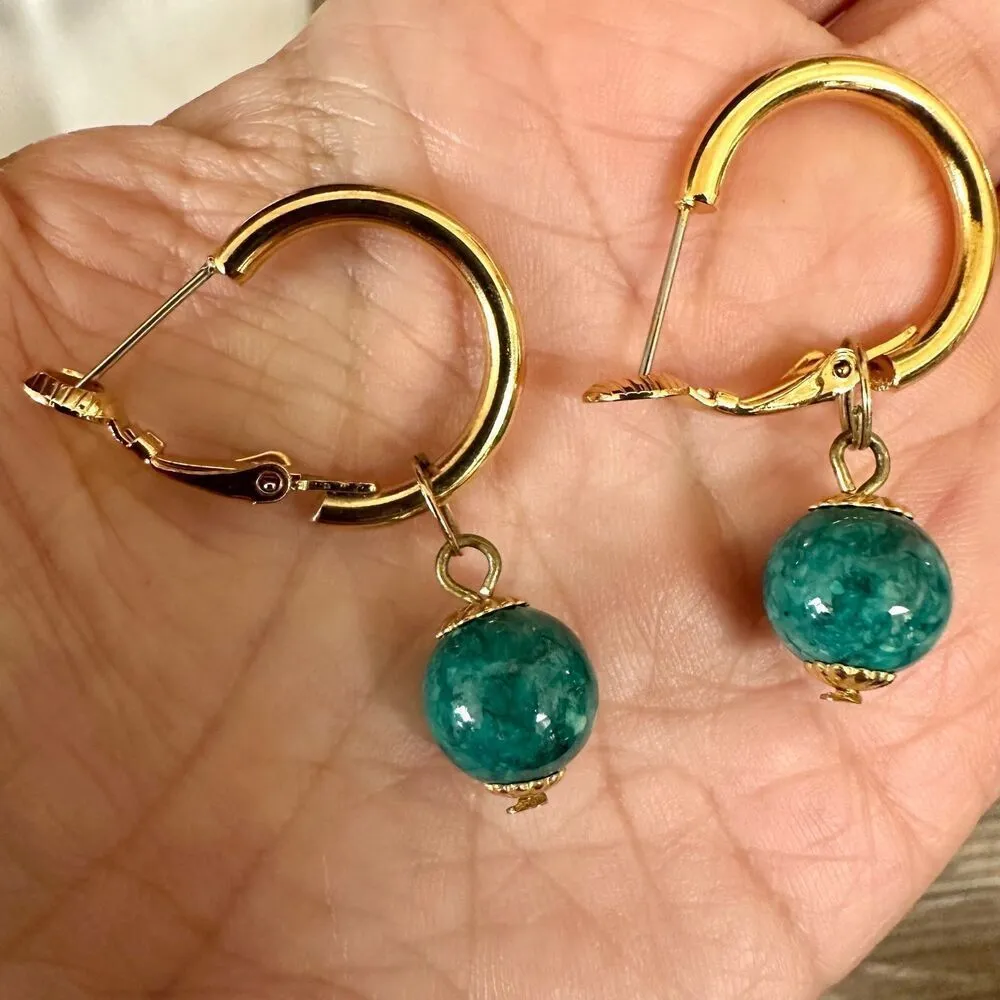 Gold tone interchangeable charm earrings - Image 10