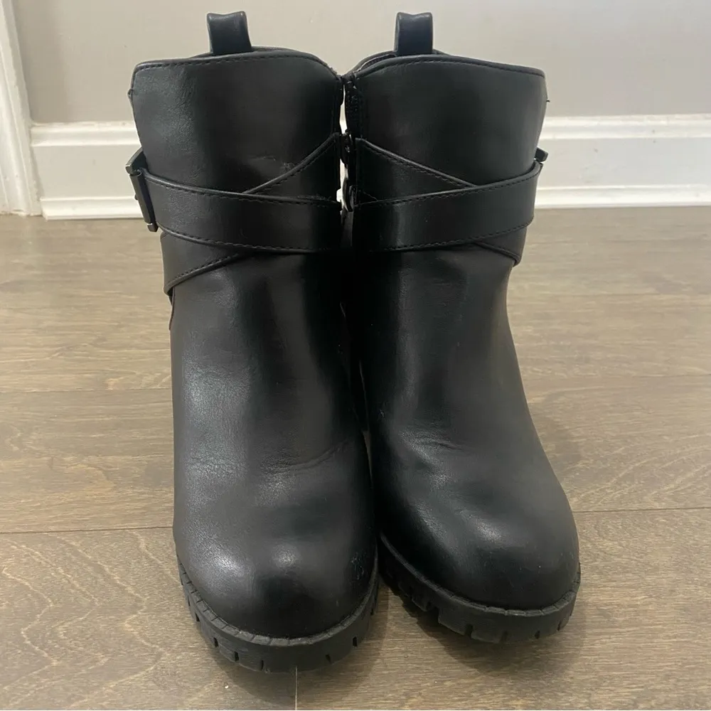 Women’s Top Moda Michi 45 Black Ankle Booties - Image 3