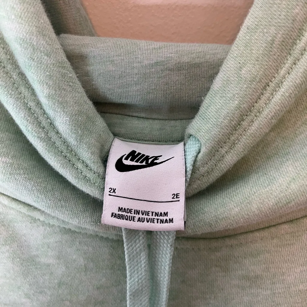 Nike Women's Mint Green Hoodie - Image 3