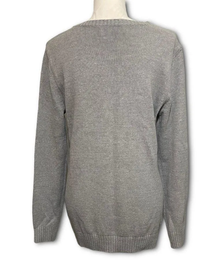 NWOT  Light Gray White Snowflake Embroidered Crewneck Sweater New - Image 2