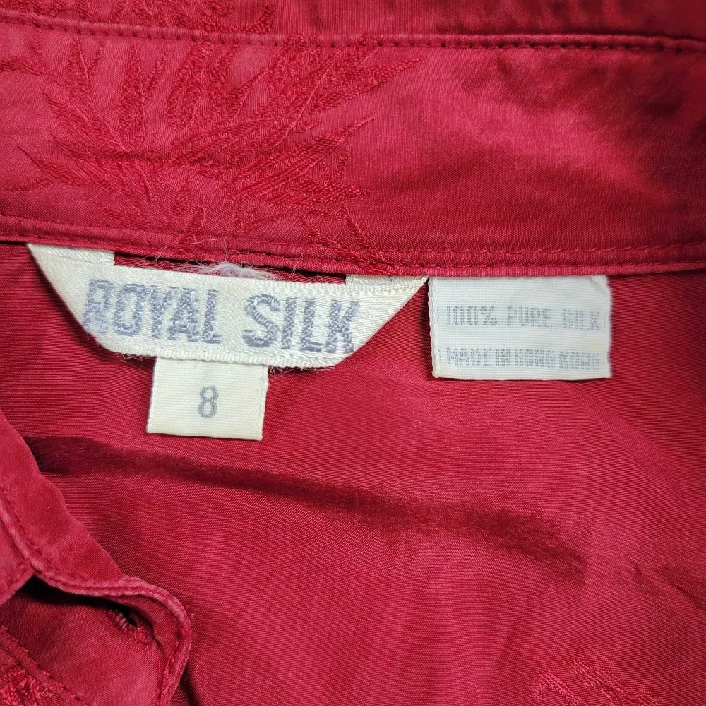 Vintage Royal Silk Womens Shirt 8 Red Button Down Embroidered Floral - Image 2