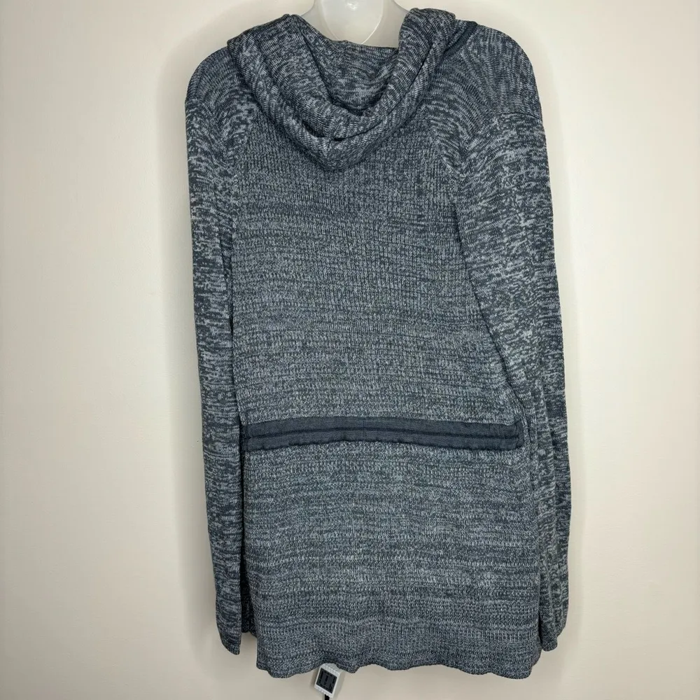 Lululemon Peace of Mind Gray Hooded Cardigan Wrap
Sweater size 6 - Image 5