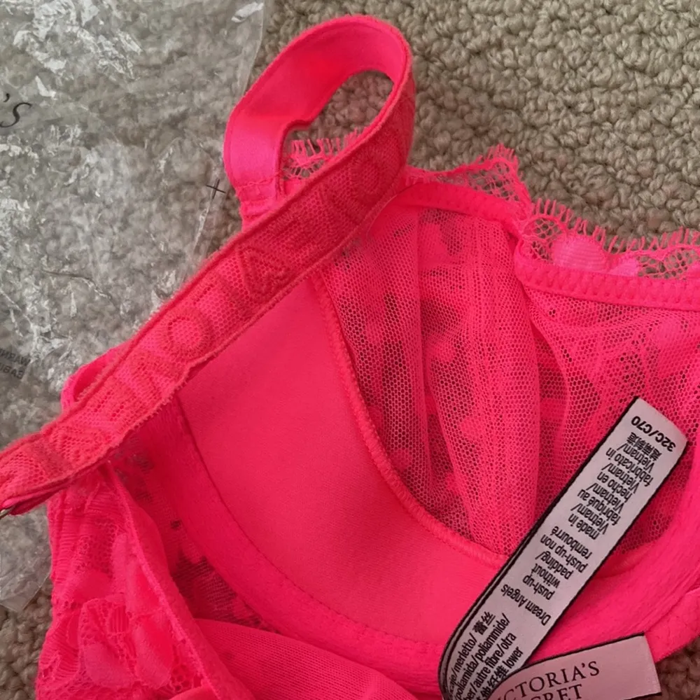 Victoria’s Secret Dream Angels Push-Up Without Padding Lingerie Bra 32C Pink NWT - Image 5