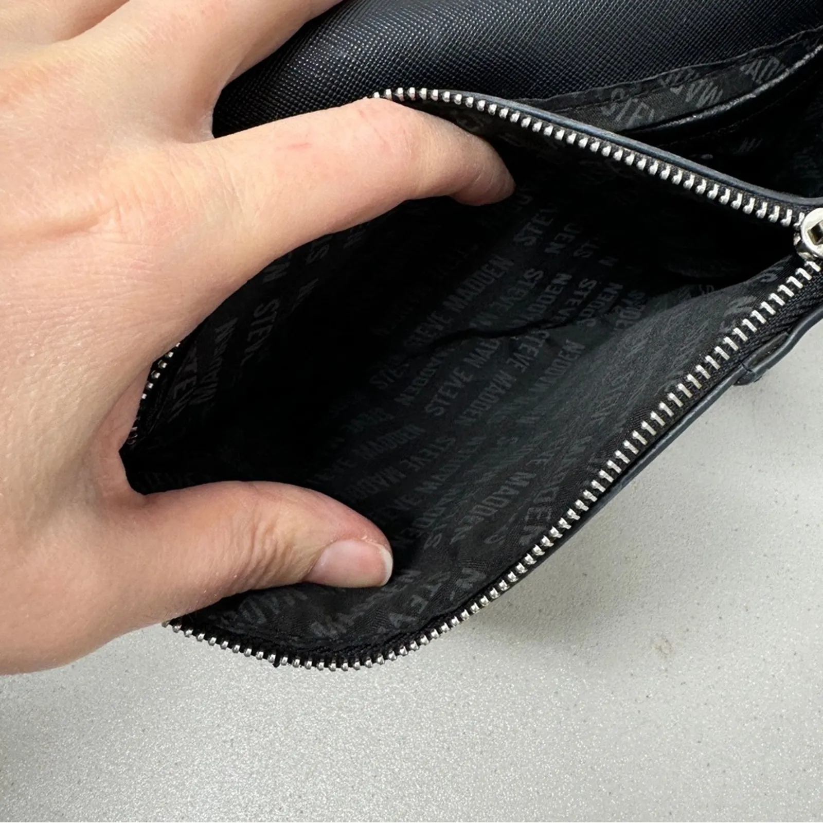 Steve Madden Black Faux Leather Crossbody Handbag Purse Bag Chain Strap Preppy - Image 5