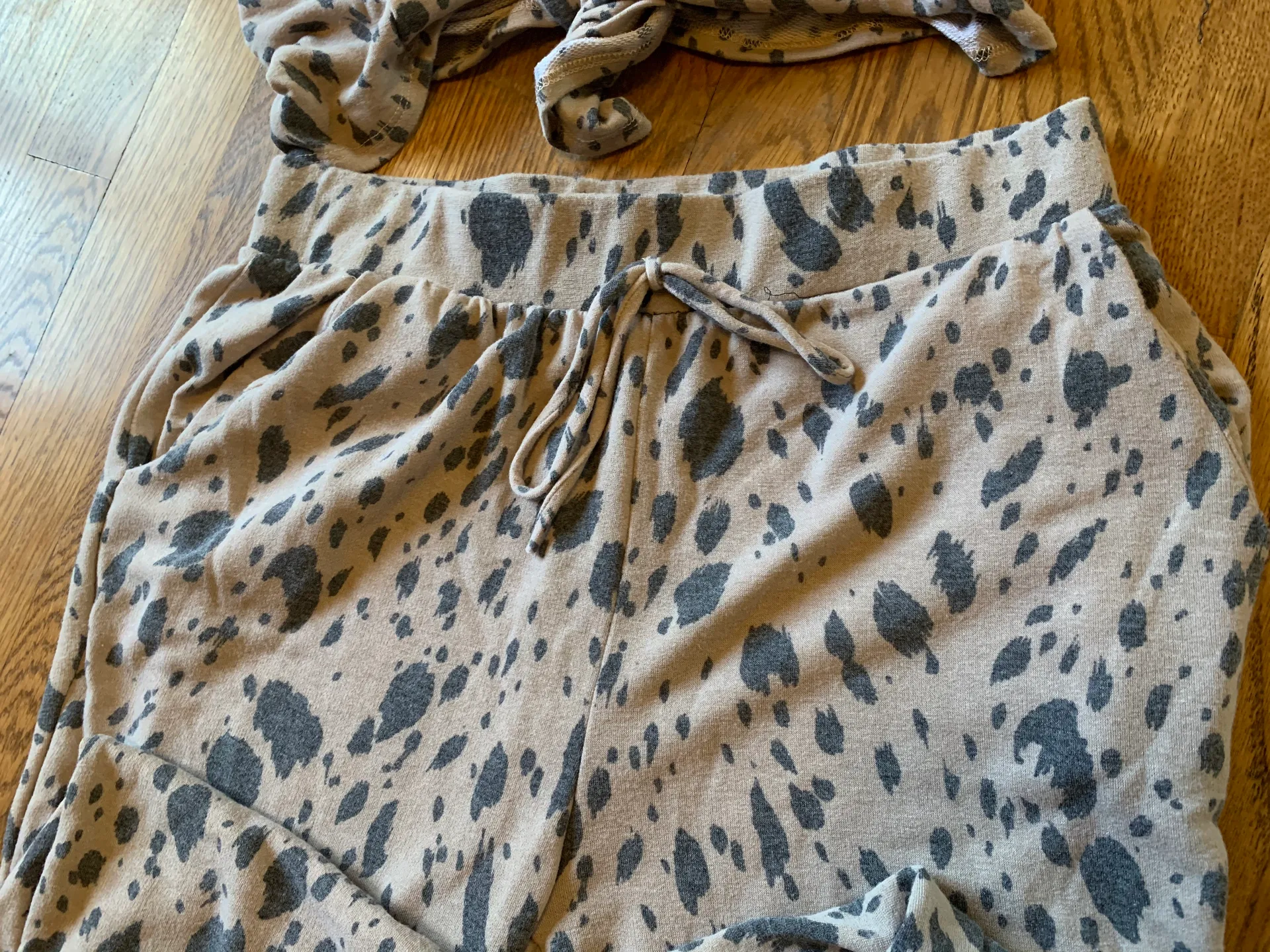 Loungewear matching set Allover Print jogger set size L Size L - Image 9