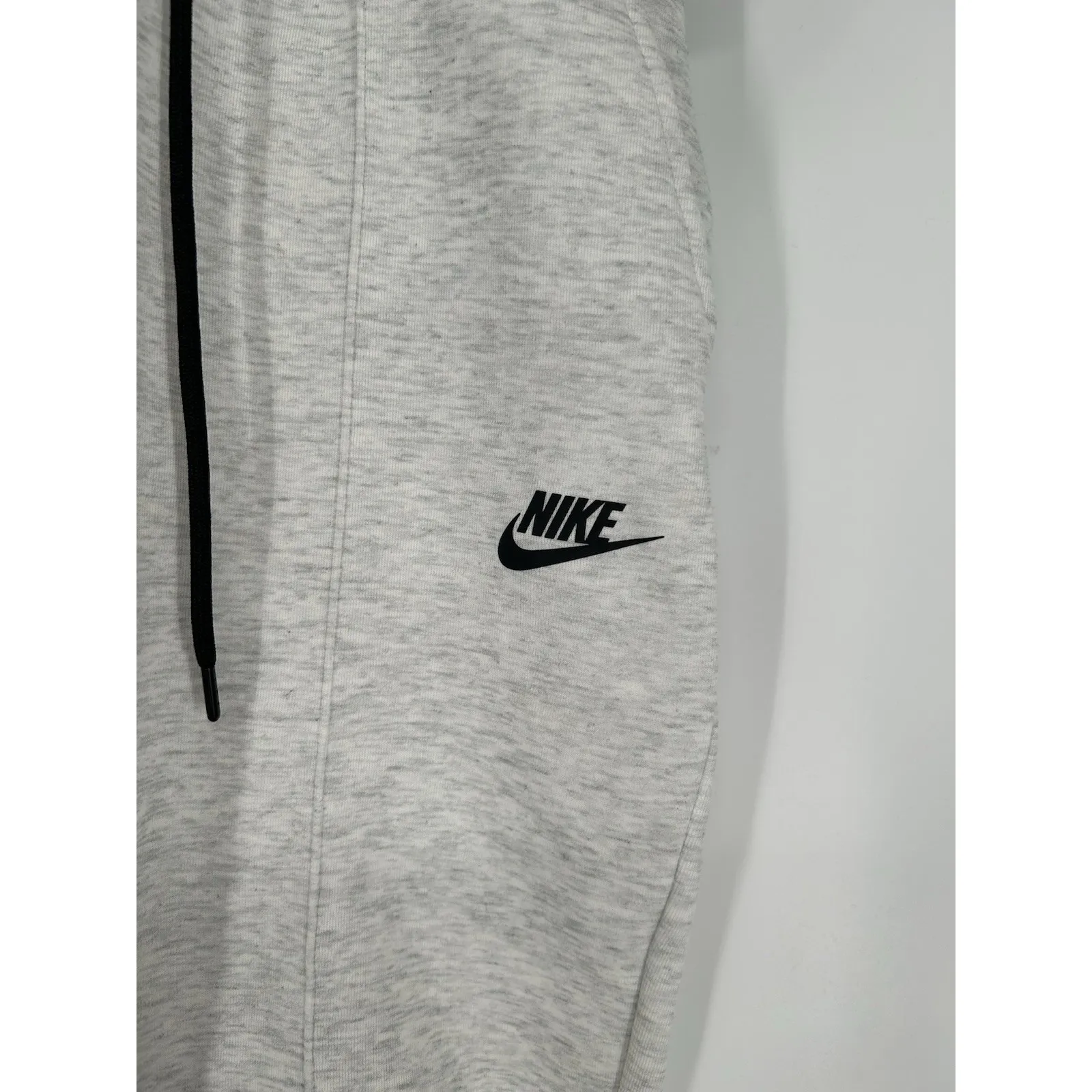 Nike Sportswear Tech Fleece Joggers Pants Sweatpants Light Grey FB8330-013 Women - Image 10