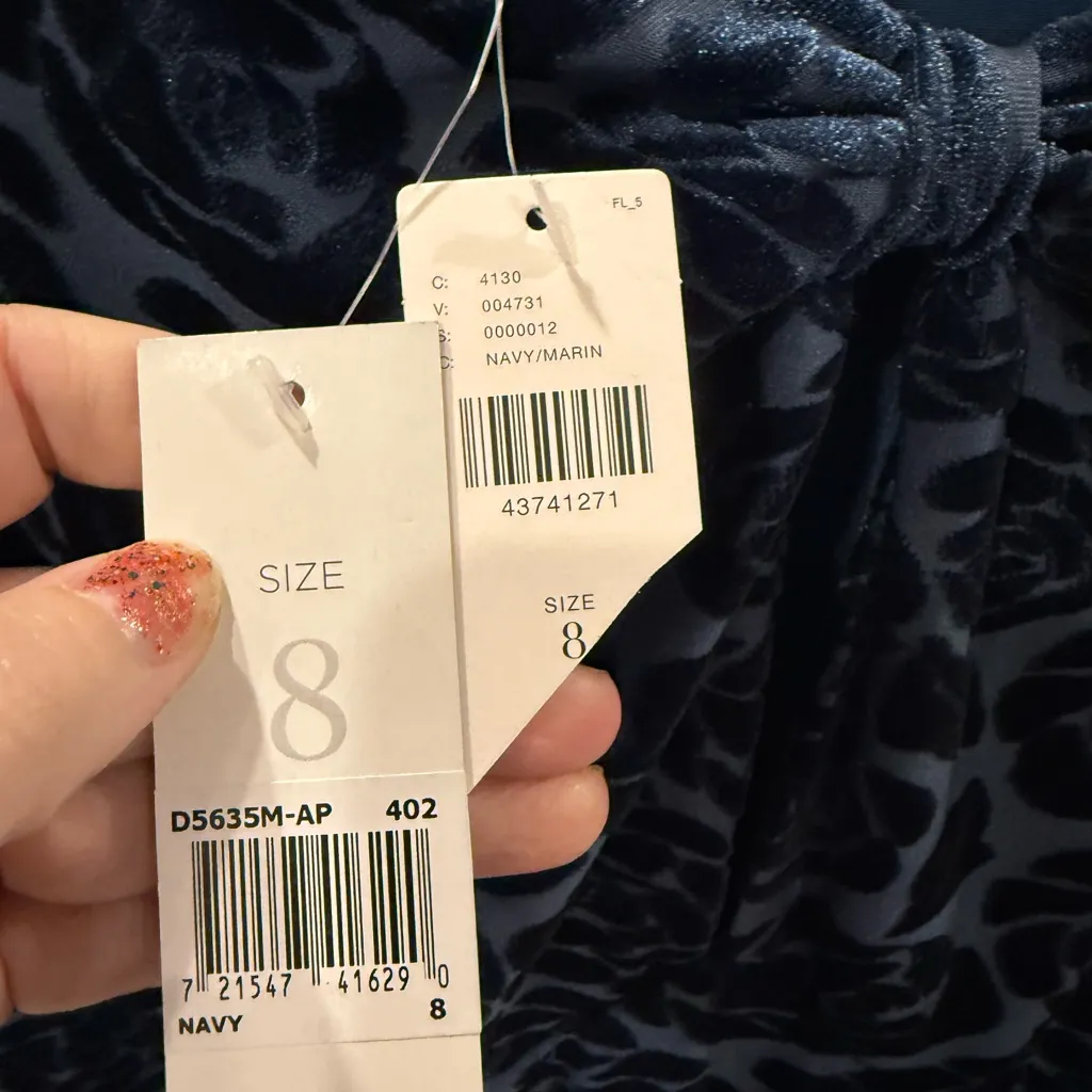 NWT Donna Morgan Navy Floral Velvet Dress size 8 - Image 7