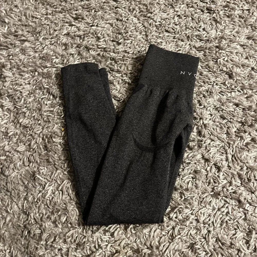 NVGTN dark grey seamless contour leggings size XS - Image 2