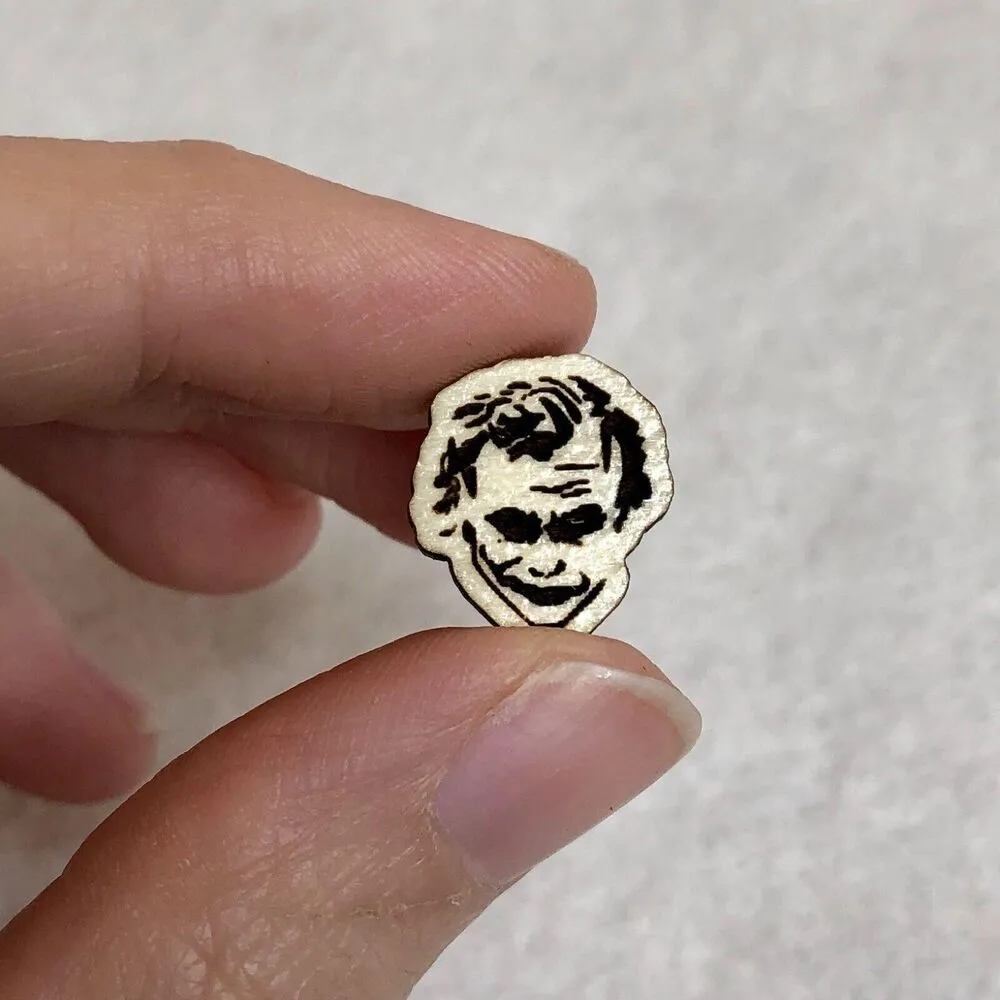 The Joker Wood Stud Earrings Brown - Image 2