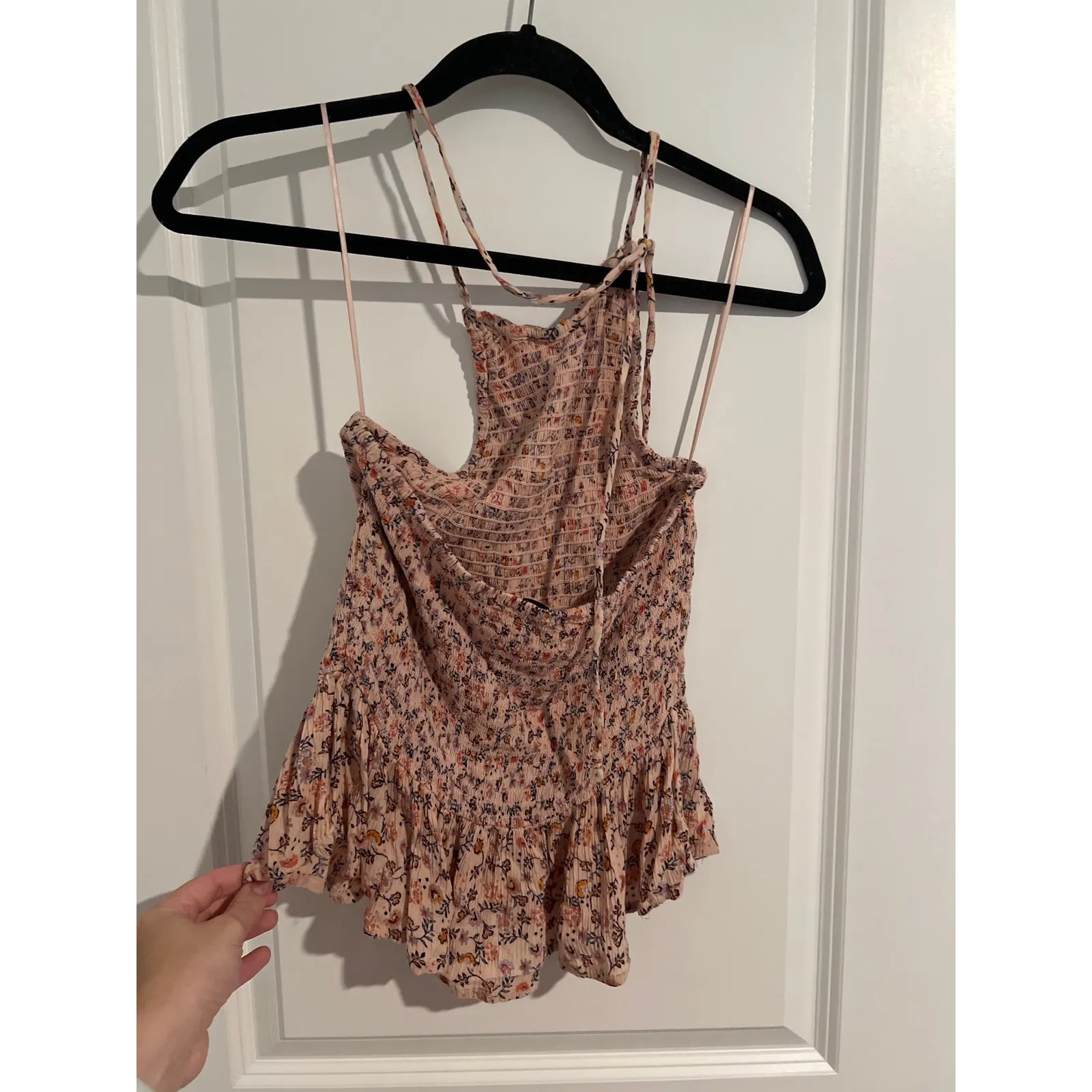 Patrons of Peace Floral Halter Top Women's Size S
Multicolor Sleeveless Blouse - Image 4