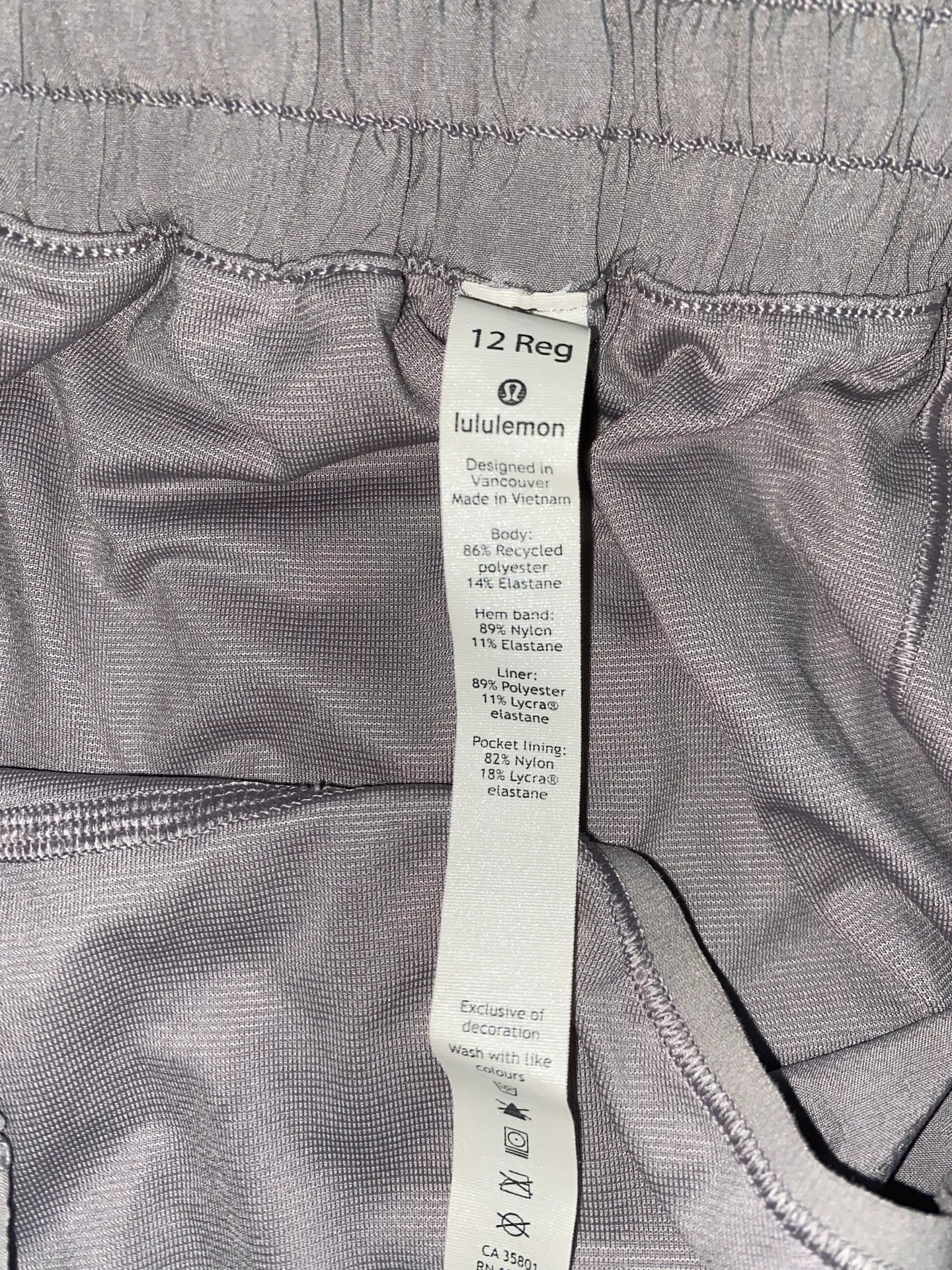 Lululemon Hotty Hot Shorts Regular - Image 4