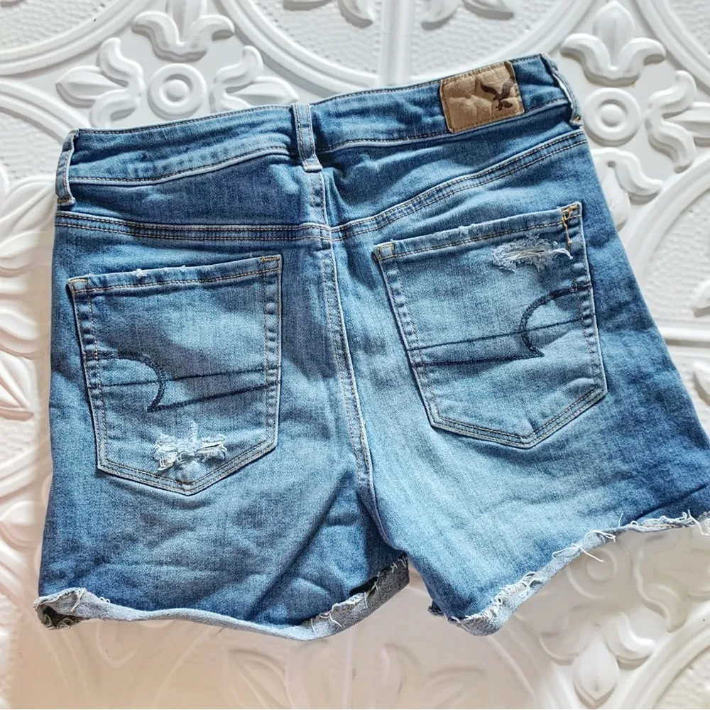 AMERICAN EAGLE OUTFITTERS Distressed Super High Rise Shortie Jean Short 4 - Image 4