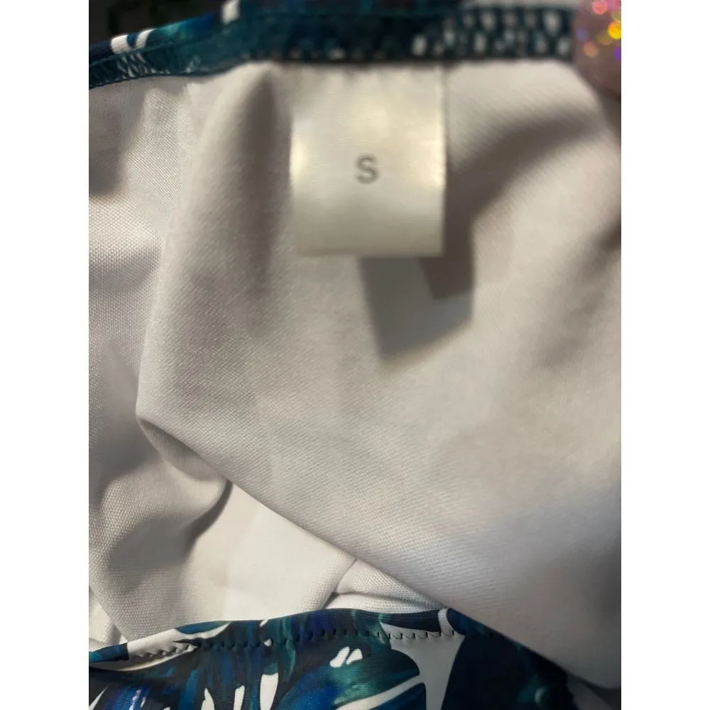 Green floral‎ two - Image 3