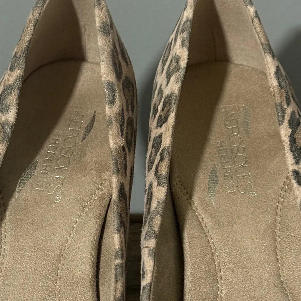 NEW Aerosoles Leather Heel Rest Exquisite Leopard Dress Pump Size 9 A23 - Image 4