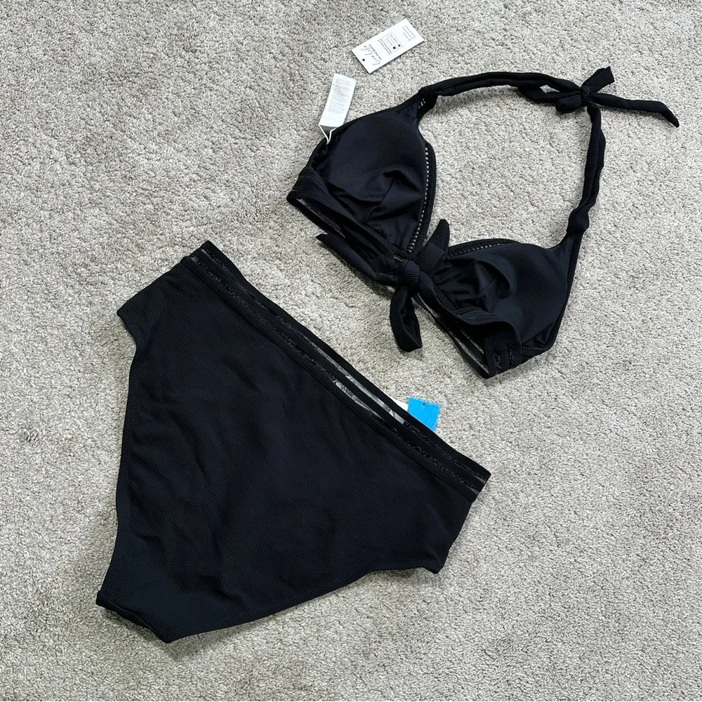 NWT Cupshe Women’s Black Halterneck Bikini Top M & High-Waisted Bottoms Set L - Image 4