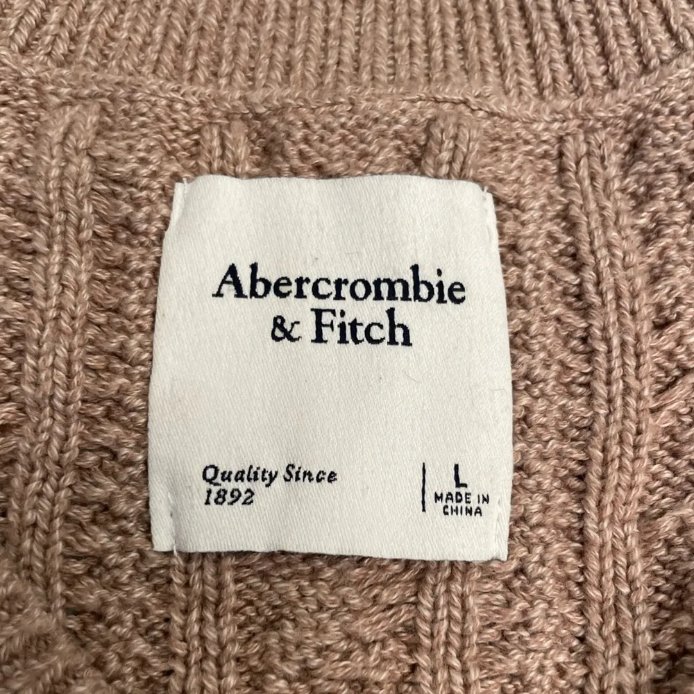 Abercrombie & Fitch Academia Preppy Tan Cable Knit Sleeveless Sweater Vest - Image 5