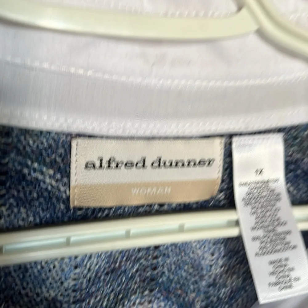 Alfred Dunner Blue White Shirt zig zag sweater collar shirt necklace renewable Size 1X - Image 6