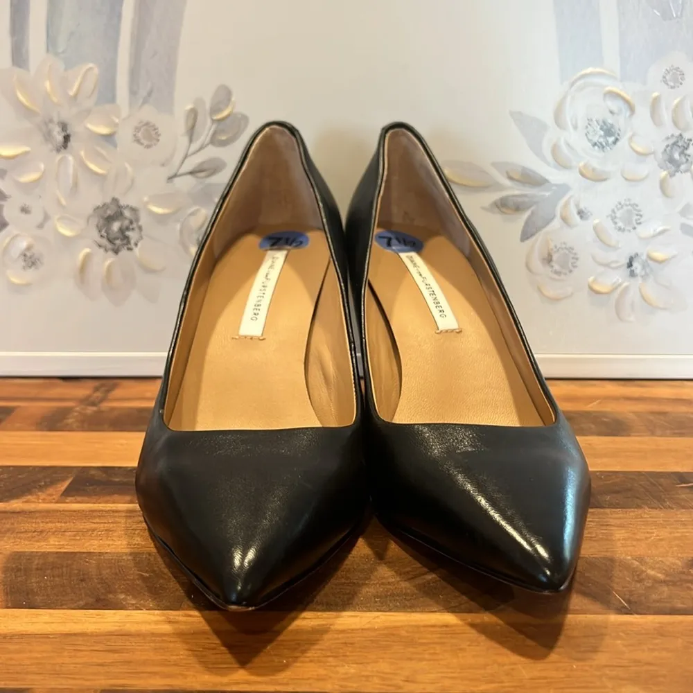 Diane Von Furstenberg The Olee Black Leather Heels - Image 7