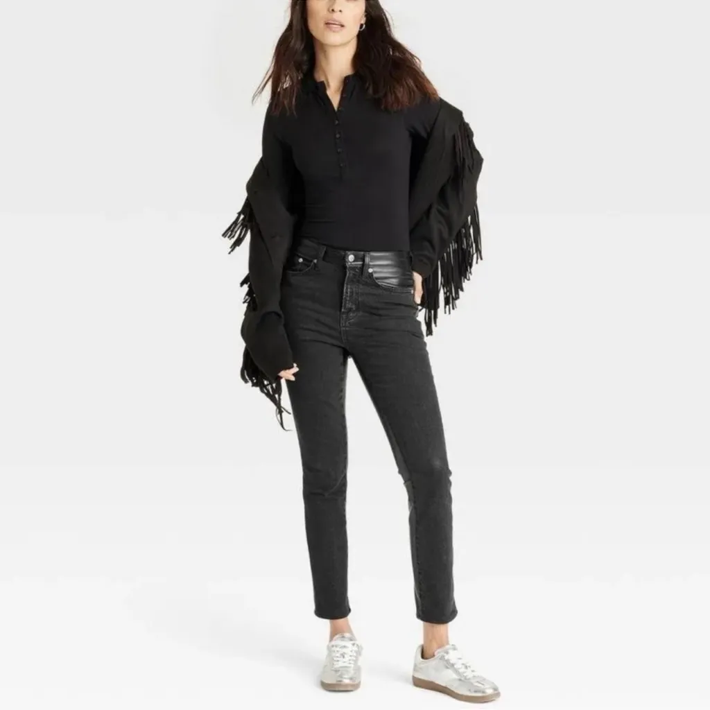 Universal Thread Target Mid Rise 80s Slim Two Tone Black Jeans Faux Leather 2R - Image 2