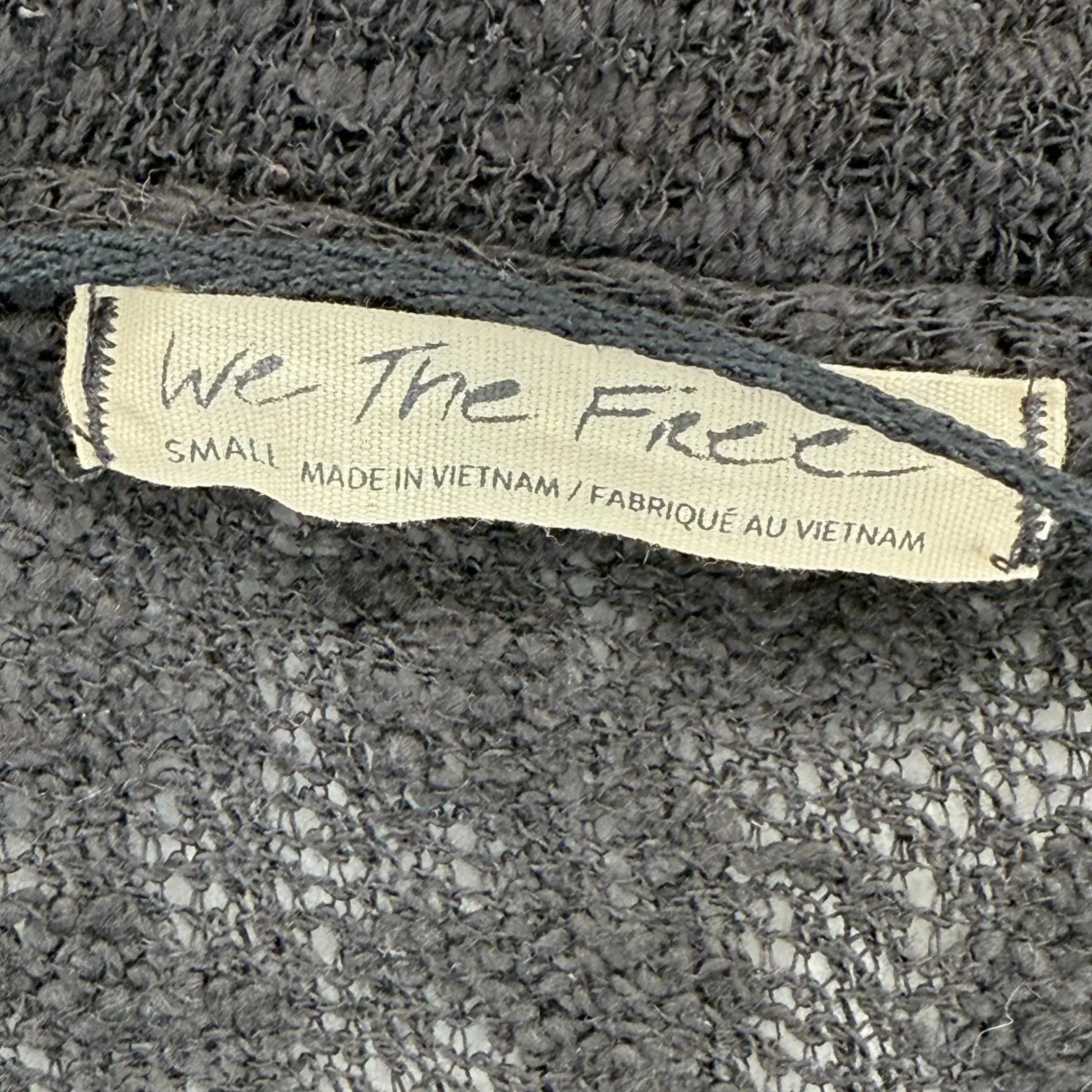 We The Free Top Small Black Long Sleeve V Neck Textured Knit Raw Hem Boho Casual - Image 4