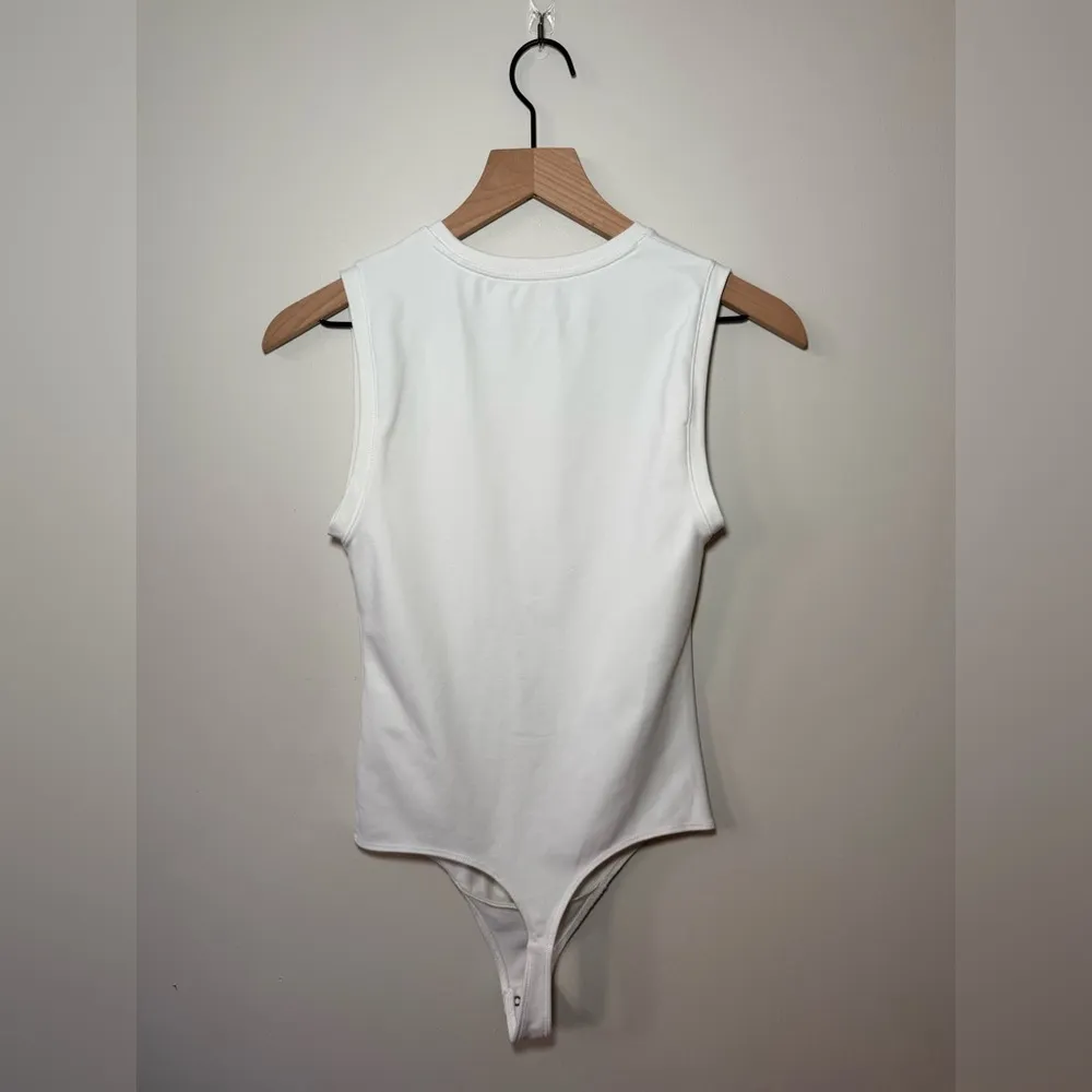 cotton seamless crewneck tank top bodysuit white small - Image 6