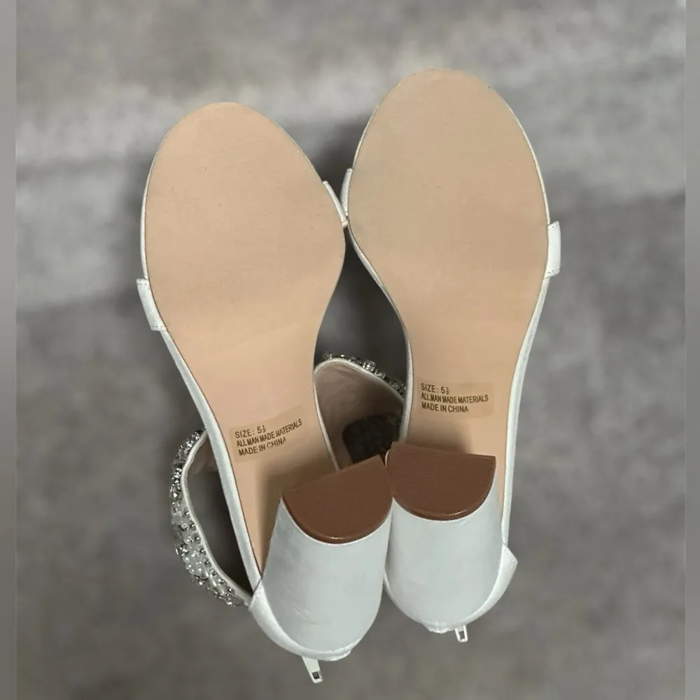 NEW Lulus Dannah White Suede Rhinestone and Pearl High Heel Sandals Women’s 5.5 - Image 8