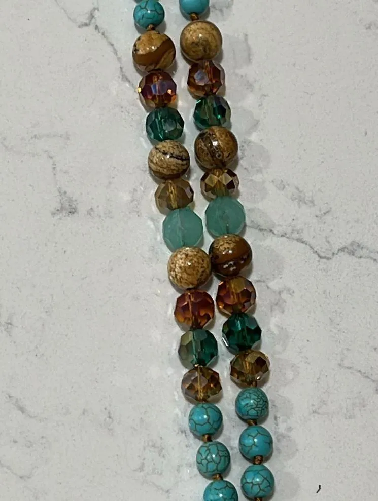 Stunning Necklace with lots of flare 🥰 Brown - Image 6