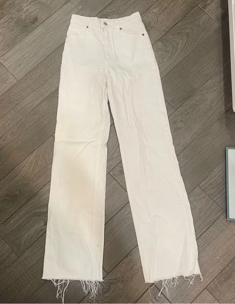 Zara Wide Leg Full Length High Rise White Jeans - Image 2