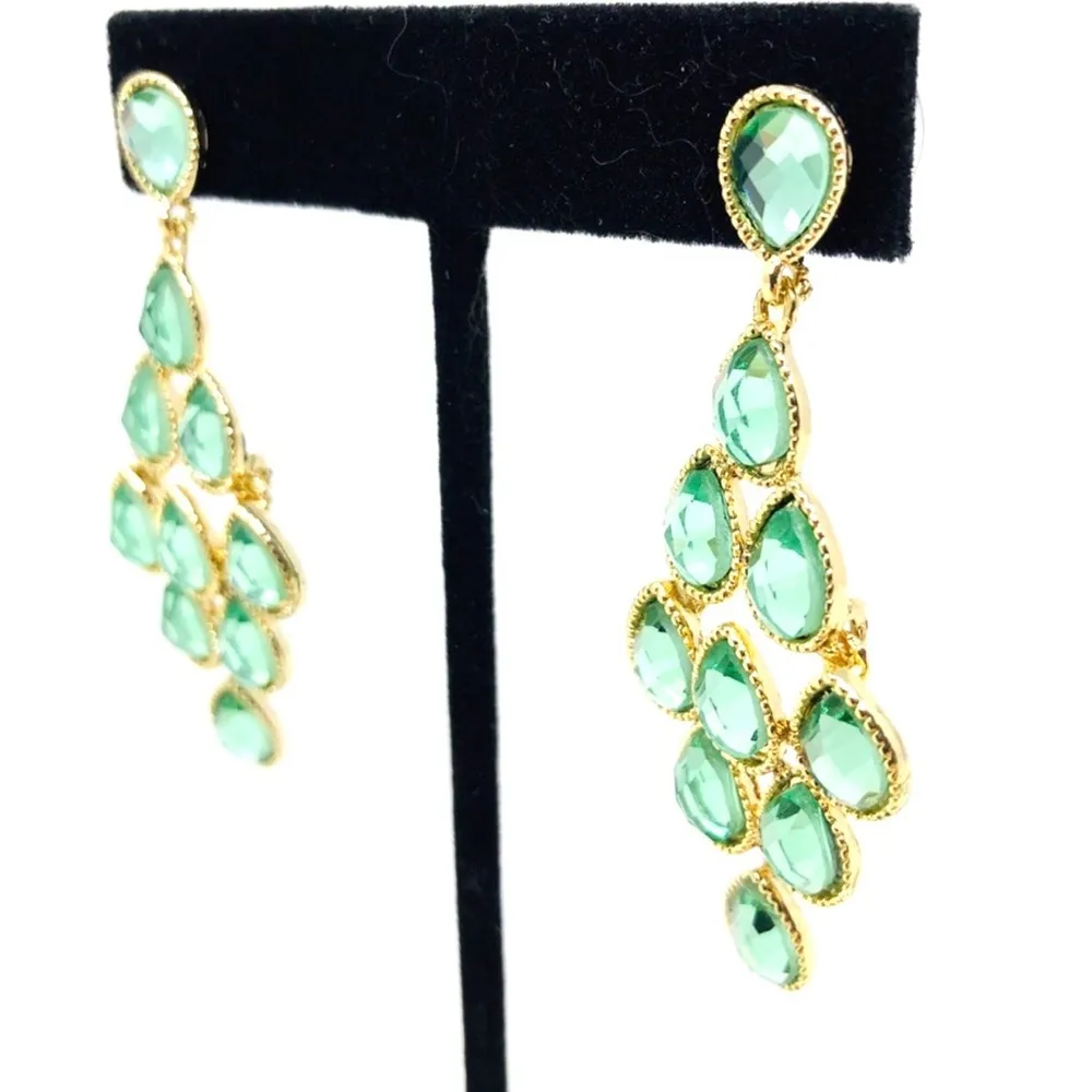 Chandelier earrings, mint green CZ, NWOT - Image 4
