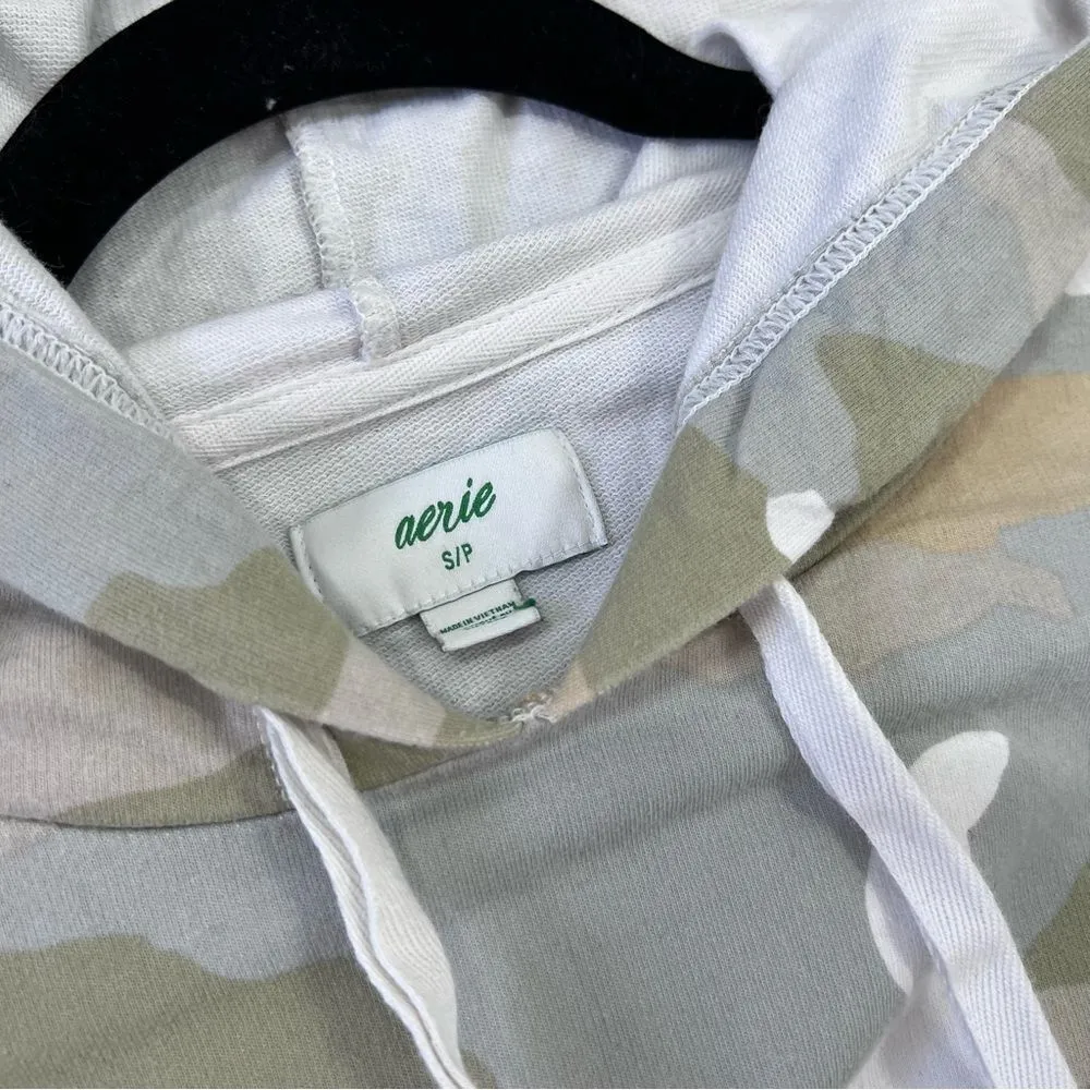 Aerie‎ camo printed hoodie pullover w/ side slits - Image 2