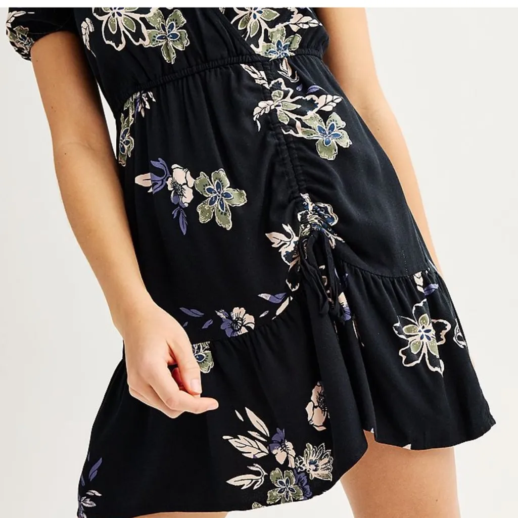 Juniors Size XL NWT SO Asymmetrical cinch side dress black olive floral print - Image 4