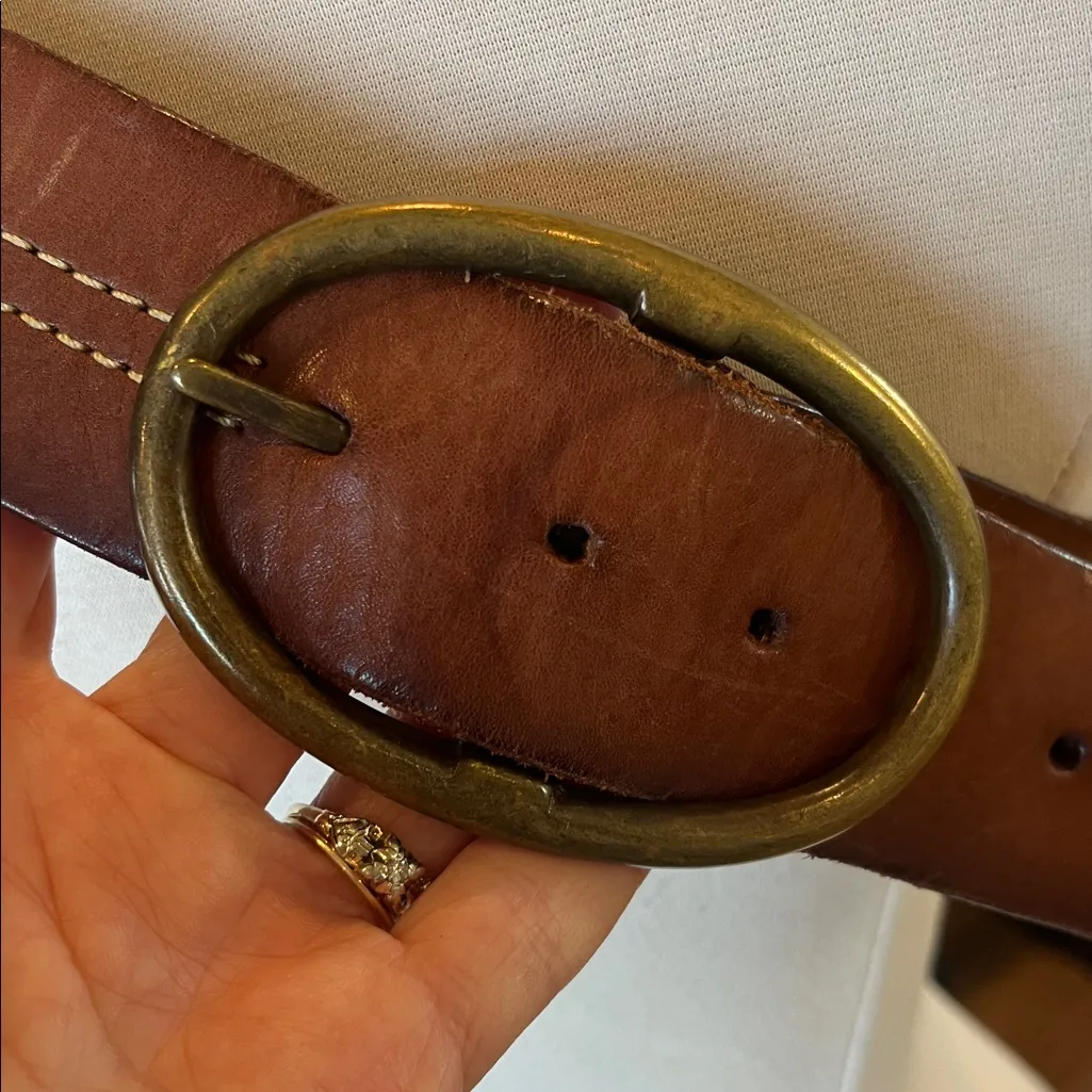 Brown Leather Womens Belt with Brass Buckle - Image 4