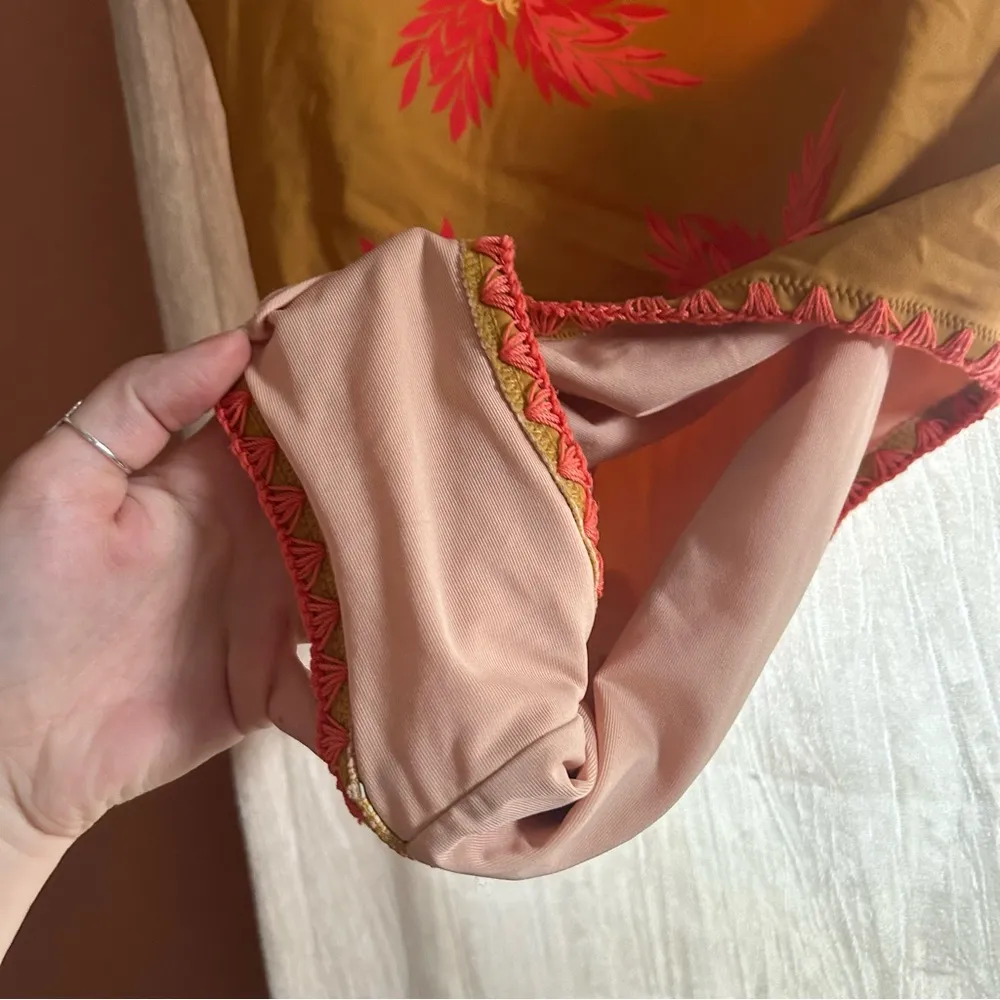 Madewell Scoop Neck Golden Yellow Flower Embroidered One Piece Swimsuit Size M - Image 3