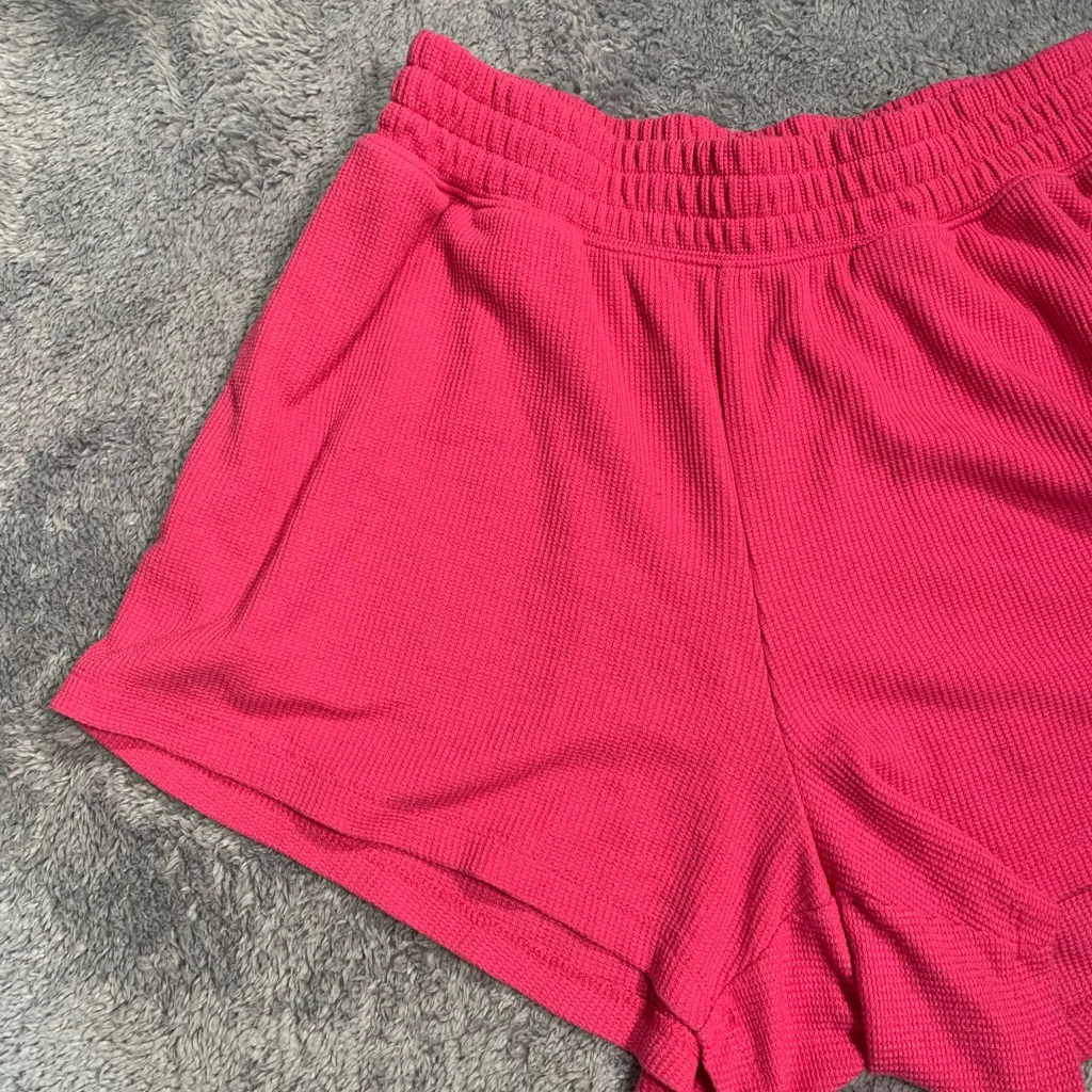 Gilly Hicks Vibrant Pink Shorts medium - Image 2