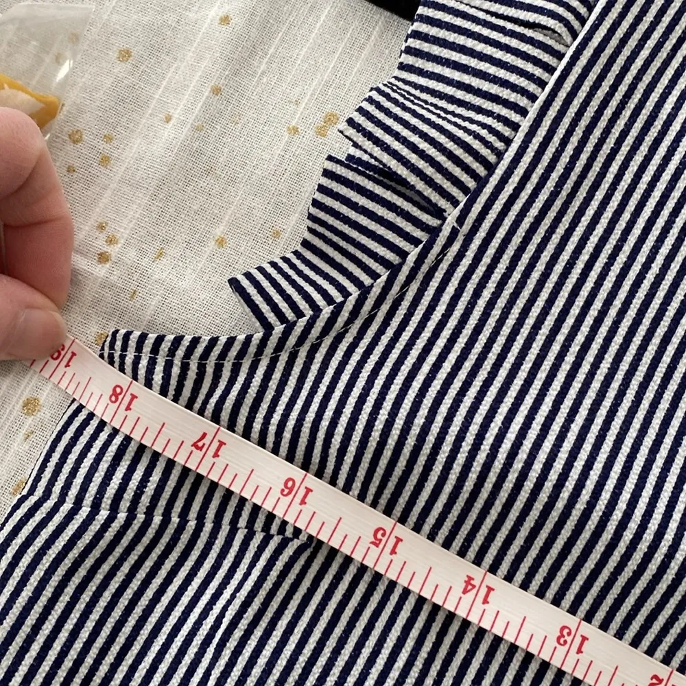 Monteau Strip Blouse size Medium - Image 4