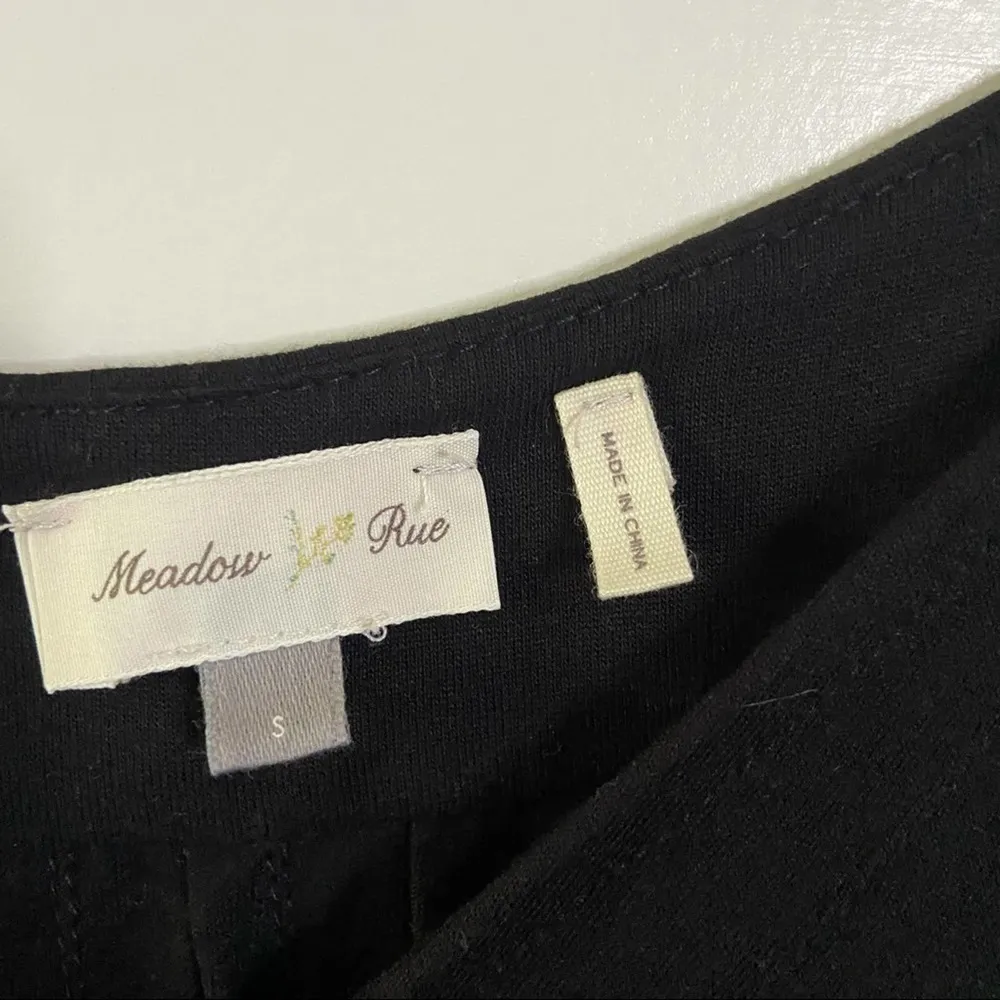 Anthropologie Meadow Rue Black Basic Flowy Tank - Image 4