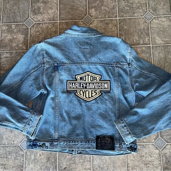 Vintage Harley-Davidson Motorcycles Denim Jacket Collectible Retro Memorabilia - Image 2