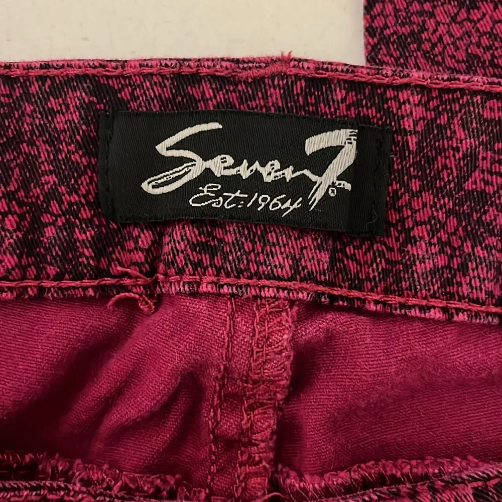 Seven7 Skinny Pink & Black Paisley Print Jeans - Image 7