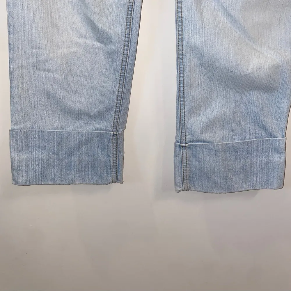 Gloria Vanderbilt Stretchy Light Wash Denim Cuffed Ankle Crop Capri Jeans Size 8 - Image 3