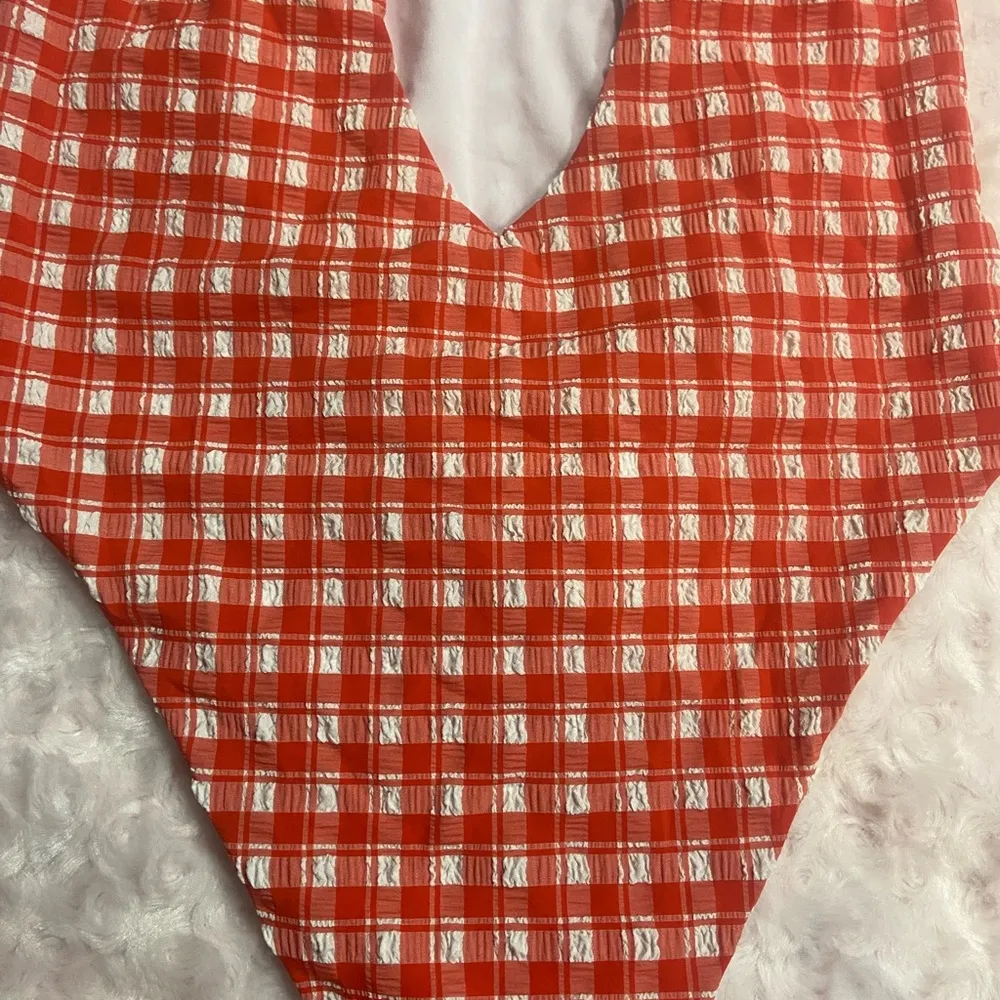 Design Seersucker Red Swimsuit Size 6 New - Image 5