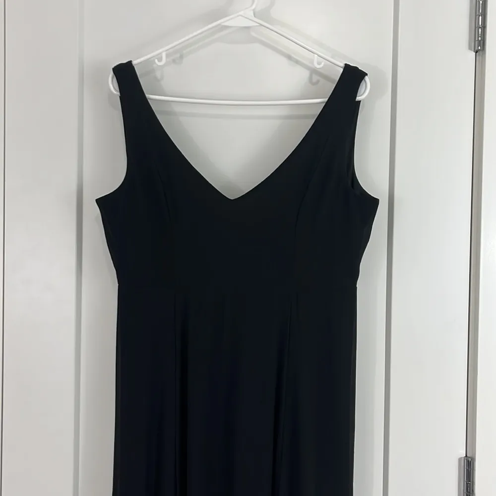 Show Me Your Mumu X-Large Black Tank V-Neck Maxi Crepe Formal Dress - Image 5