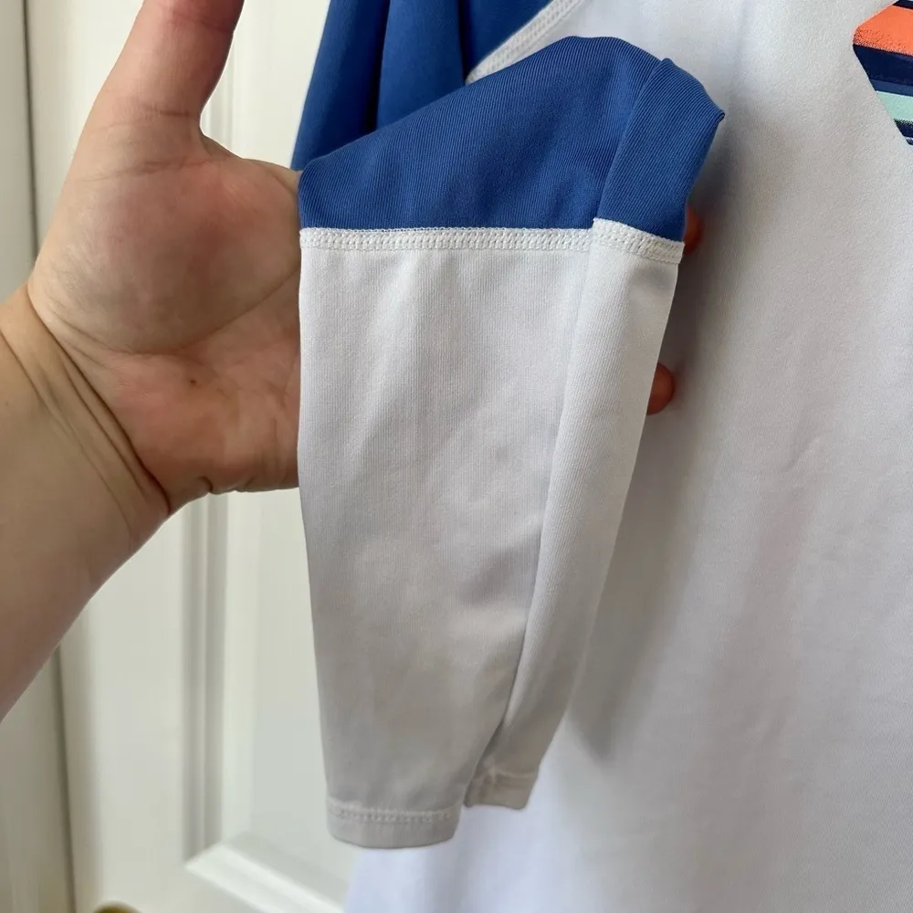 Roxy  Long Sleeve Swim Top sz L - Image 4