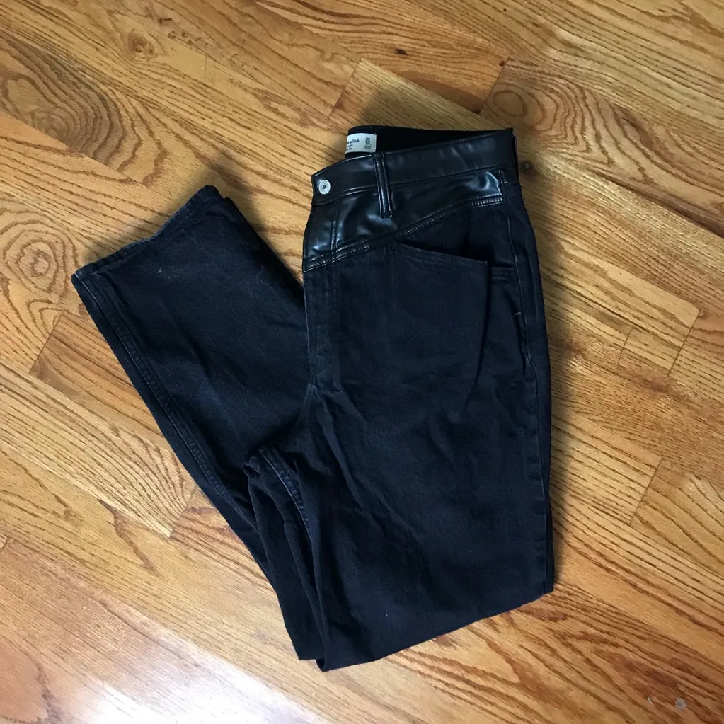 Abercrombie Relaxed Black Jeans with Faux Leather Detail - Image 2