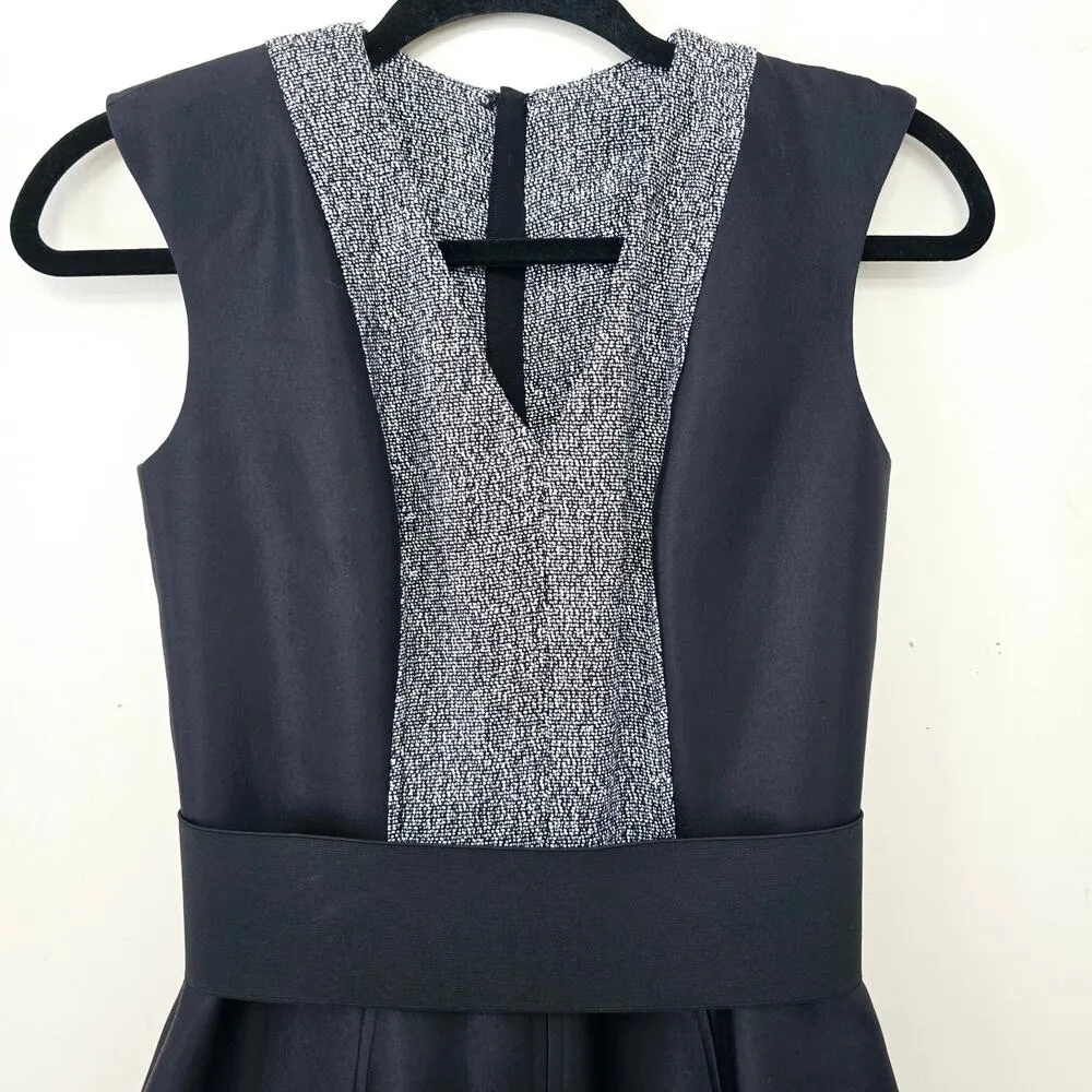 Karolina Zmarlak Boucle Gray and Black V - Image 3